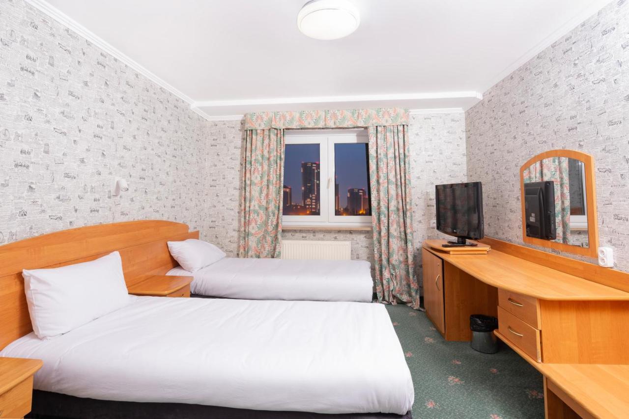 Hotel Victory Home 华沙 外观 照片