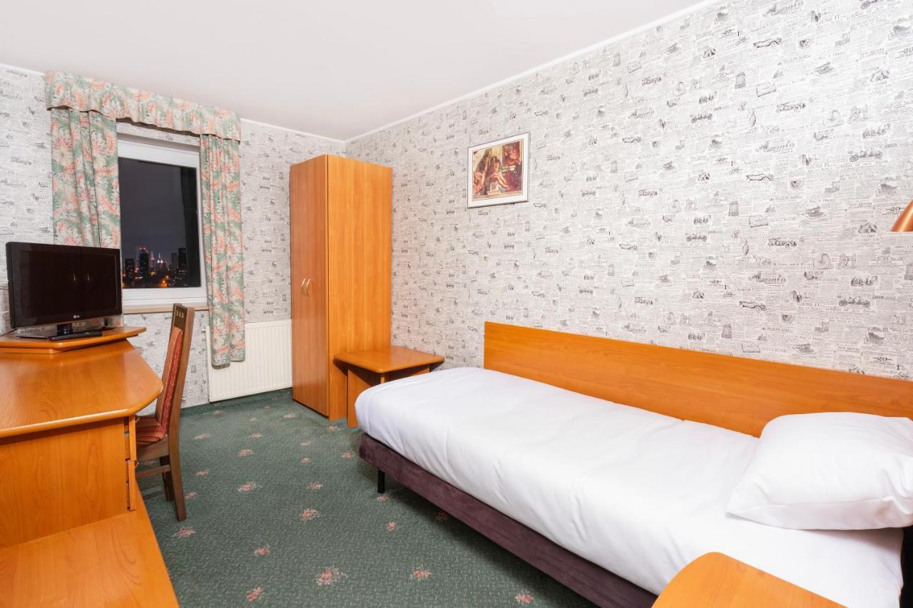 Hotel Victory Home 华沙 外观 照片
