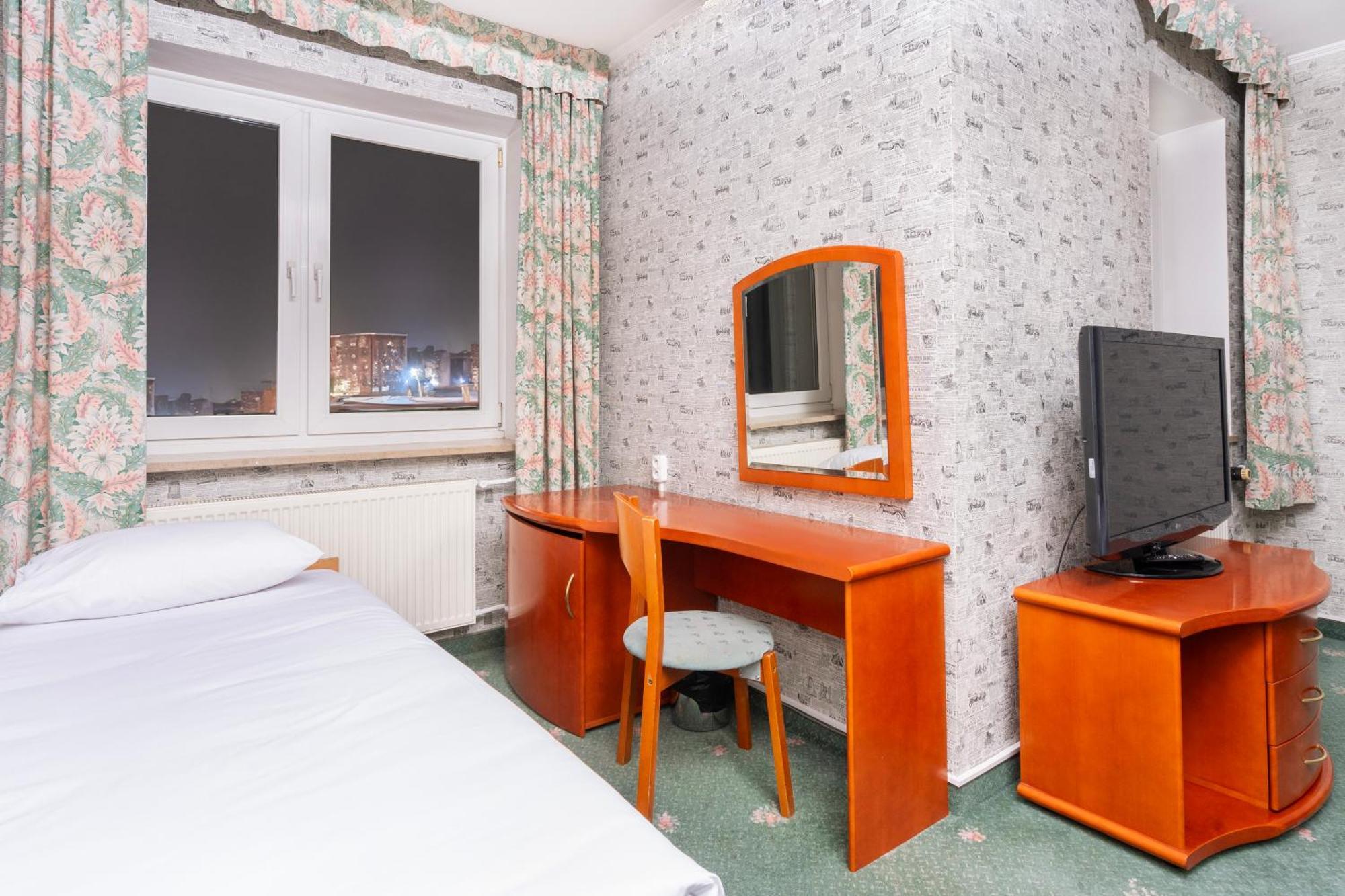 Hotel Victory Home 华沙 外观 照片