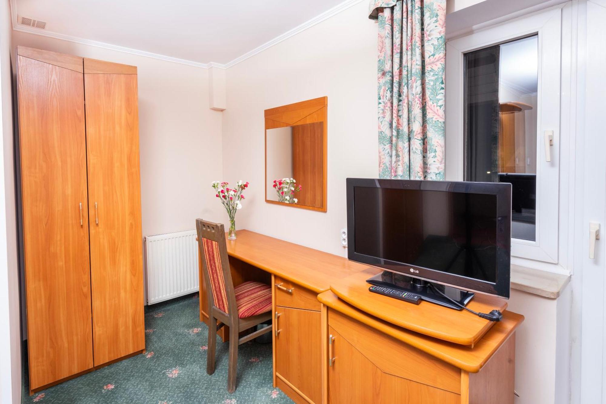 Hotel Victory Home 华沙 外观 照片